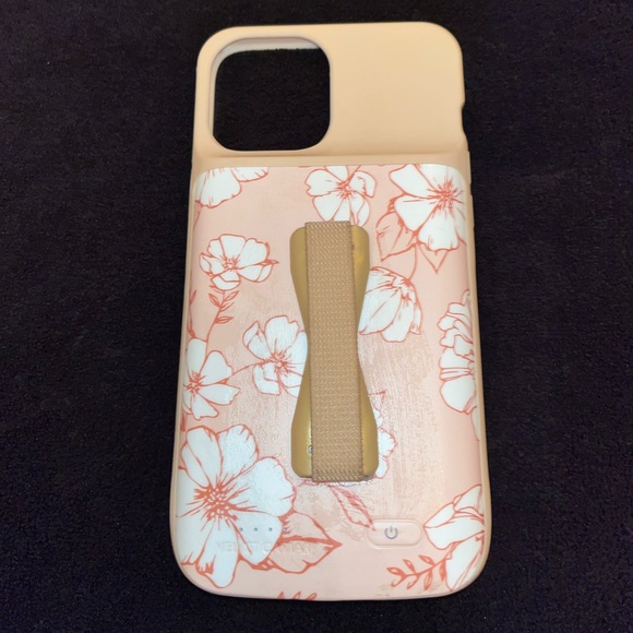 ❌ SOLD ❌ iPhone 12 Pro Max Case - Picture 1 of 3